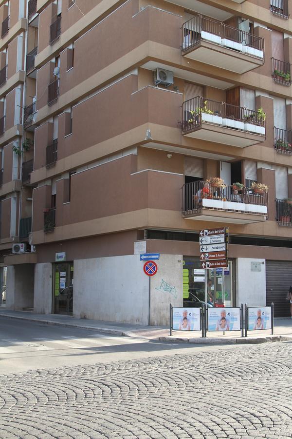 Santacroce B&B Barletta Buitenkant foto